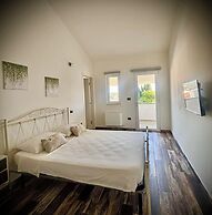 B&B Helios