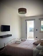 B&B Helios