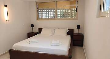 Casa Elysia 2BR Beach & Pool