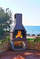 Practical Stay With Ocean View