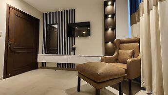 Ultra Luxury Boutique Apartment - Murree