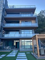 Ultra Luxury Boutique Apartment - Murree