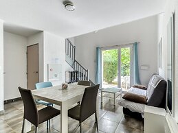 Charming Village Apartment for 4