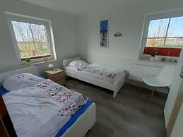 Ferienwohnung in Wenkendorf mit Garten