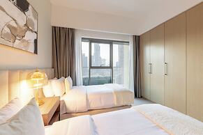 Spacious 2BR with Burj Khalifa View