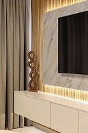 Spacious 2BR with Burj Khalifa View