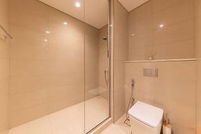 Spacious 2BR with Burj Khalifa View
