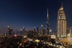 Spacious 2BR with Burj Khalifa View