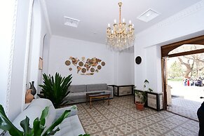 Munis Boutique Hotel