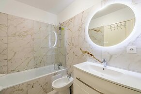 Modern, A/C Duplex - 3bdr/6p - Cannes