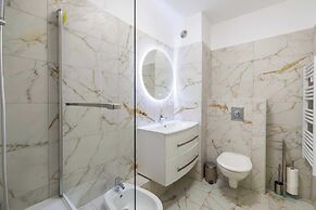 Modern, A/C Duplex - 3bdr/6p - Cannes