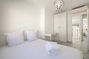 Modern, A/C Duplex - 3bdr/6p - Cannes