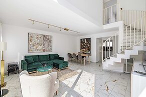 Modern, A/C Duplex - 3bdr/6p - Cannes