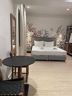Maritime Suites