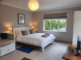 Five Ferns House B&B
