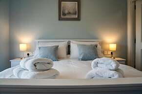 Five Ferns House B&B