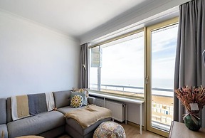 Coastal Apartment Near Beach for 4