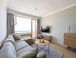 Coastal Apartment Near Beach for 4