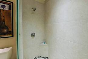 Stunning Oceanview Condo w/ Exceptional Views & Resort-Style Amenities