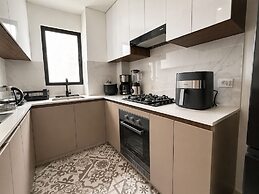 Elegant Apartment Modern Design - 1006