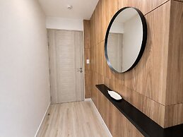 Elegant Apartment Modern Design - 1006