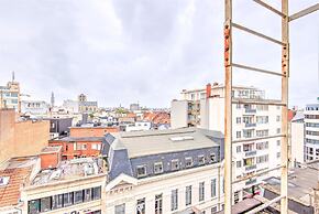 Centrally Located Antwerp Stay for 10