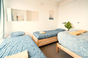 Centrally Located Antwerp Stay for 10