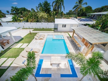 14 BR Getaway 2 Mins From Sosua Action!
