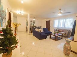 14 BR Getaway 2 Mins From Sosua Action!