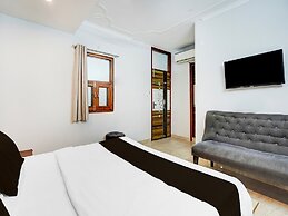 Super Collection O Sector 20 Noida