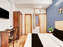 Super Collection O Sector 20 Noida