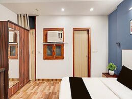 Super Collection O Sector 20 Noida