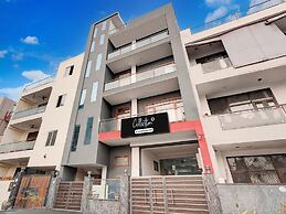Super Collection O Sector 20 Noida