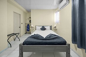 Cheap Hotel Room in Sosua Center!