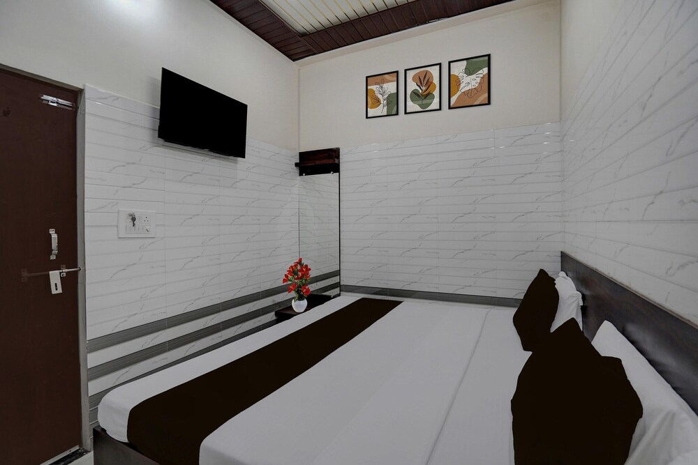 Deluxekrishna Janam Bhoomi