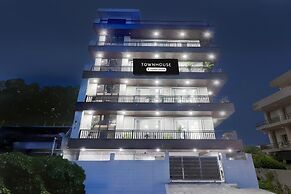 Deluxe With Balcony Rispana River Dehradun