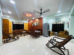 NS Dosti Villa By Glitz