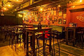 Deluxe Viman Nagar Downtown Cilantro