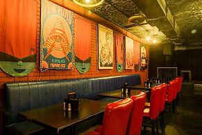 Deluxe Viman Nagar Downtown Cilantro