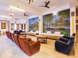 Super Deluxe Room Hotel Vinayak