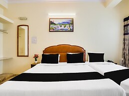 Super Deluxe Room Hotel Vinayak
