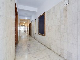 Super Deluxe Room Hotel Vinayak