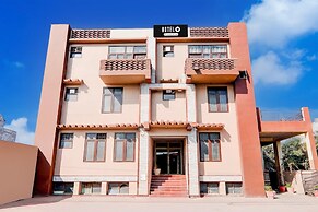 Super Deluxe Room Sharda Nagar Lucknow