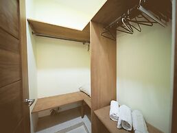 Compai Unit 7 Home AC, Wifi, Prime Location
