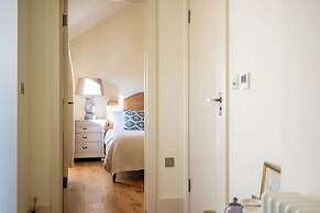 Beautiful One BD Cottage Near Burford