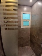 Clowzer Serviced Apartments