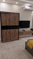 Clowzer Serviced Apartments