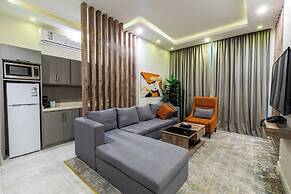 Clowzer Serviced Apartments