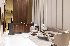 Clowzer Serviced Apartments