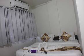 Hotel Savera Inn